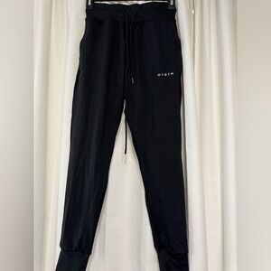 NVGTN stretchy joggers